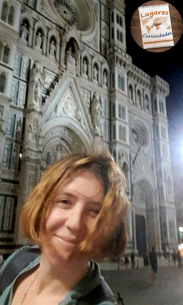 Catedral de Florencia de  noche 