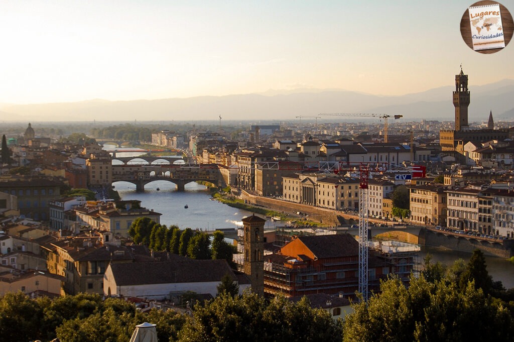 Parque y mirador Piazzale Michelangelo Florencia