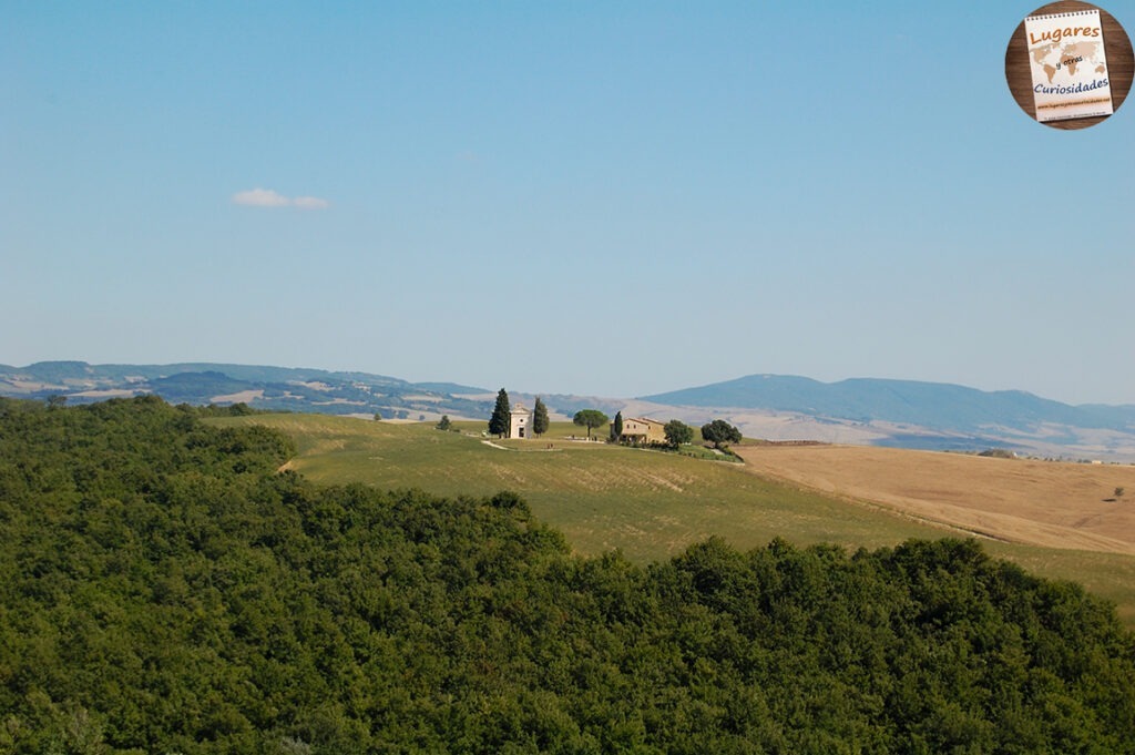 Valle d'Orcia Cappella della Madonna di Vitaleta Toscana