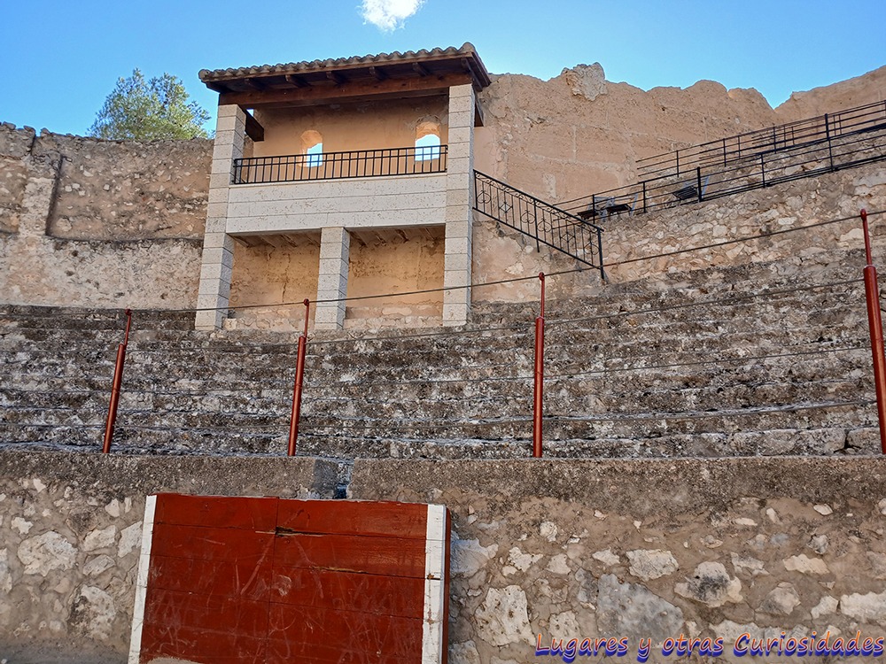 plaza toros Alcalá del Júcar