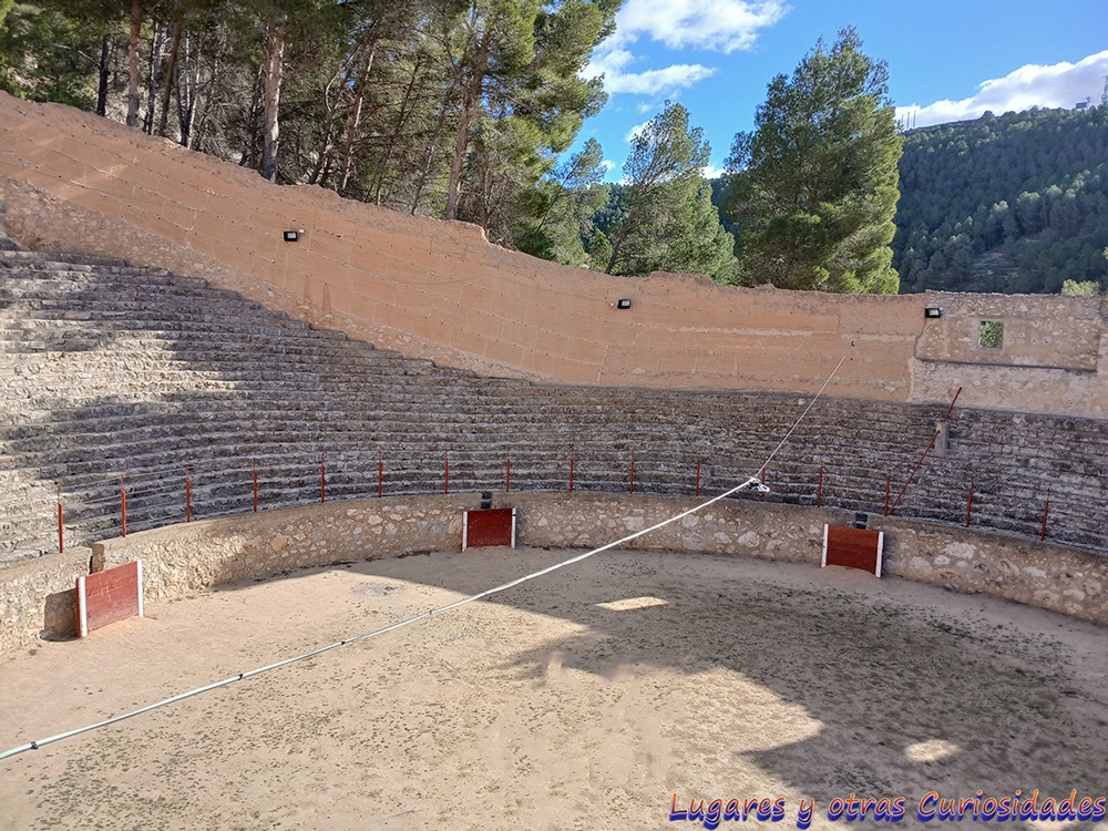 plaza toros Alcalá del Júcar