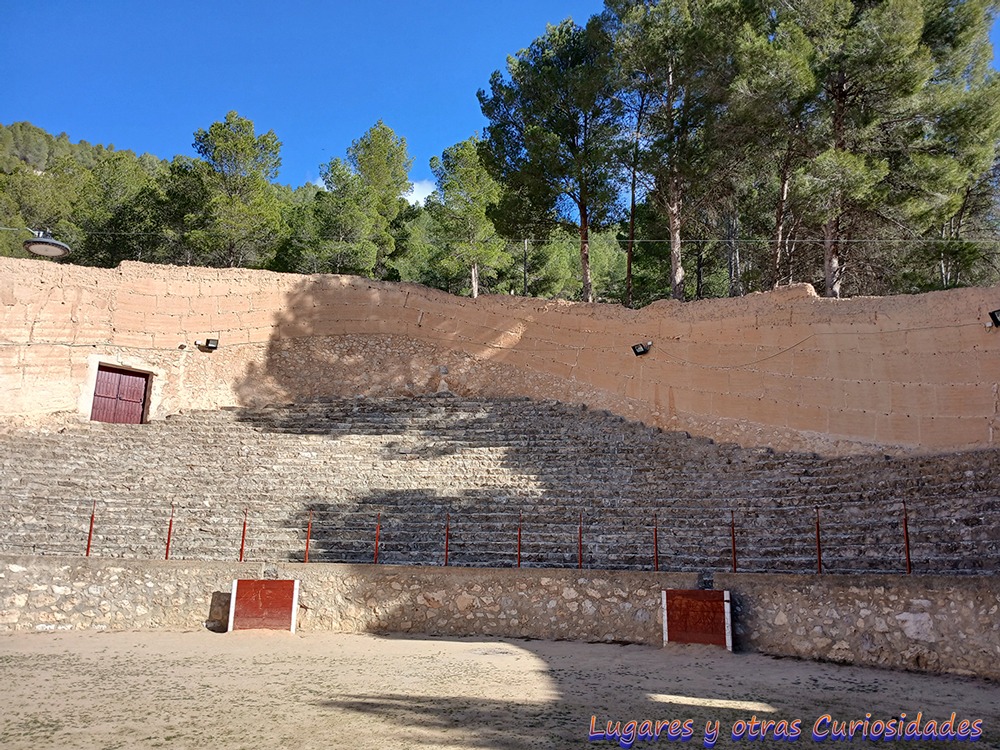 plaza toros Alcalá del Júcar
