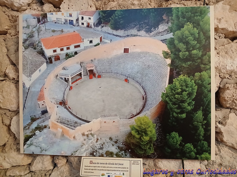 plaza toros Alcalá del Júcar