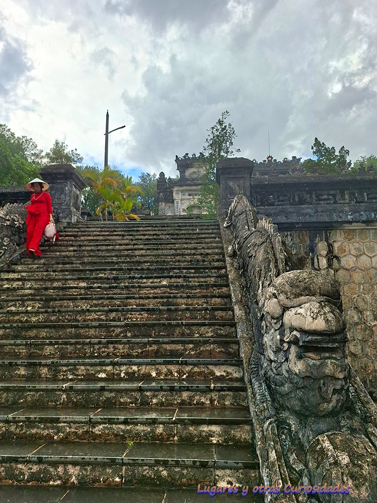 Tumba del Emperador Khải Định Hué