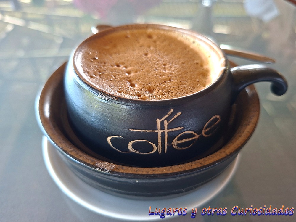 Café con huevo